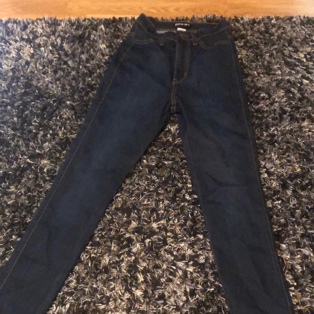 Skinny jeans never worn